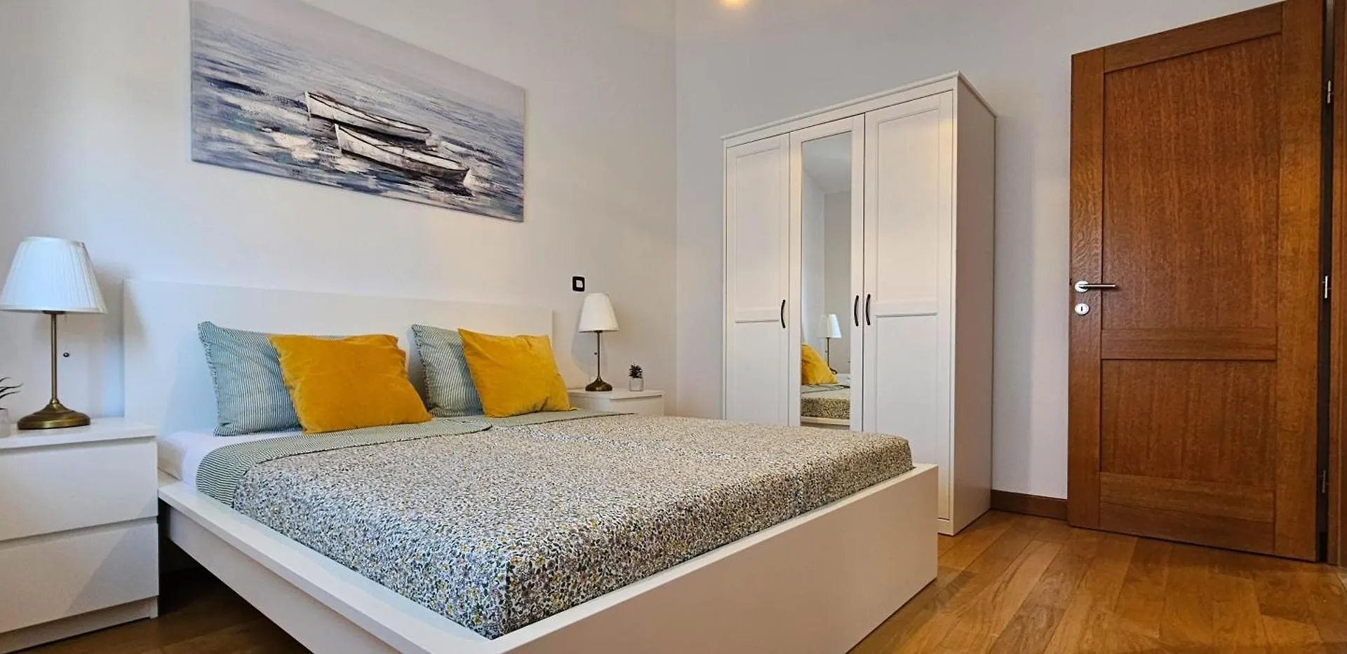 Apartment Bluemare B7 With Shared Pool Liznjan Croatia