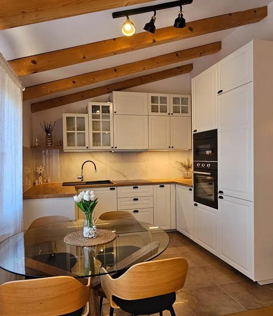 Apartment Bluemare B7 With Shared Pool Liznjan