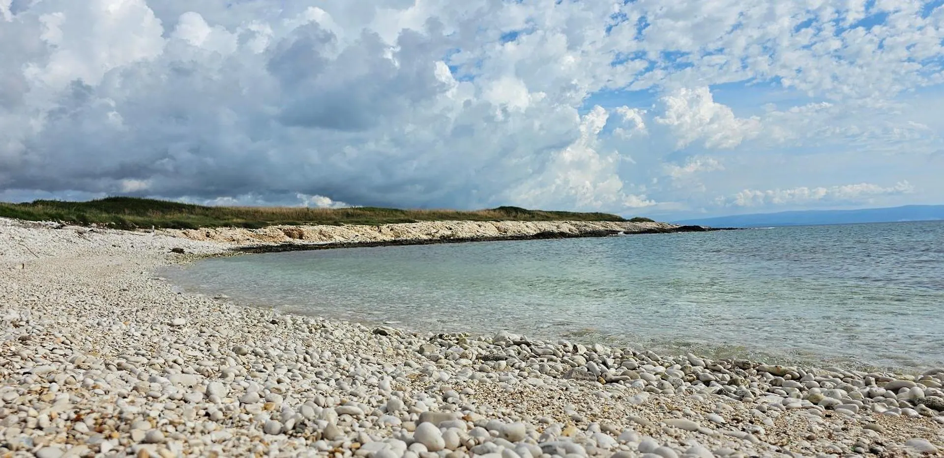 Apartment Bluemare B7 With Shared Pool Liznjan Croatia